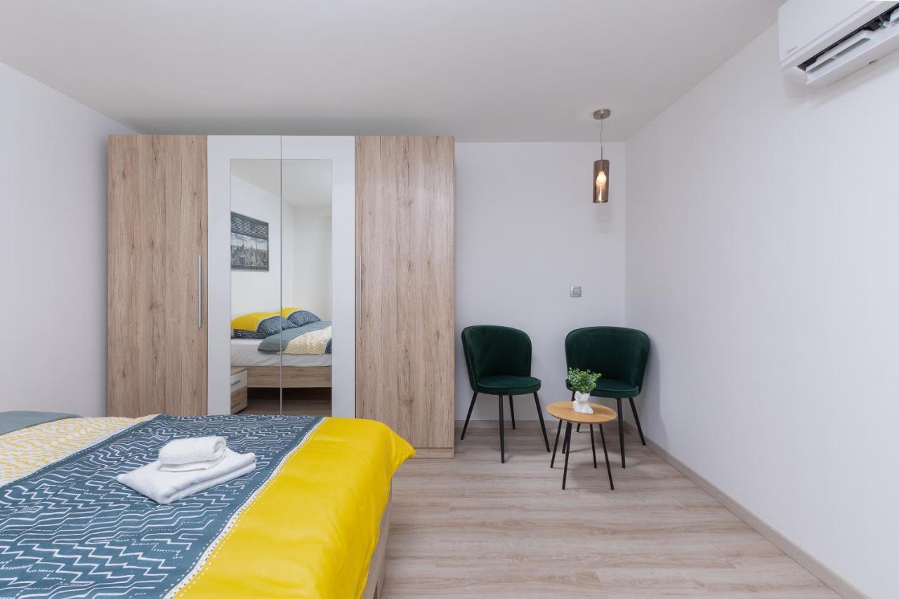 Apartment Ena Near Pula Amphitheater 외부 사진