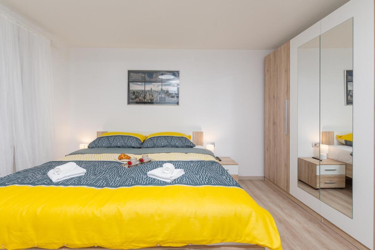 Apartment Ena Near Pula Amphitheater 외부 사진