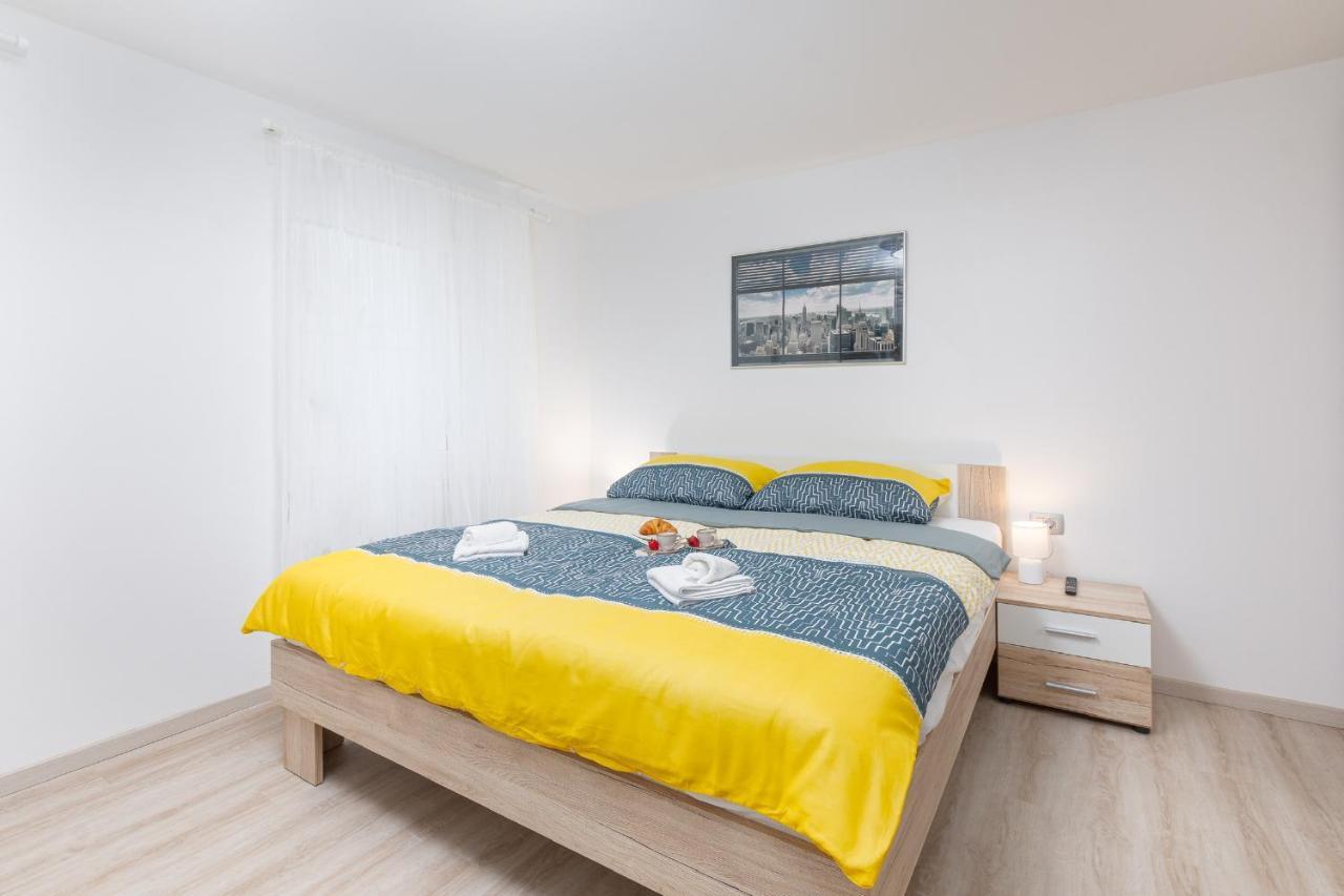 Apartment Ena Near Pula Amphitheater 외부 사진